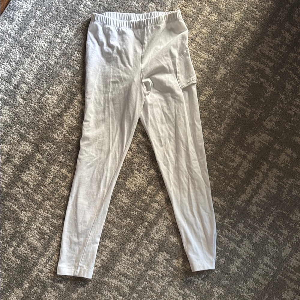 Tennis legging with ball pocket